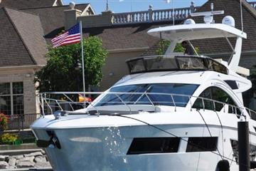 articles - cruisers-yachts-unveils-new-boat-at-sturgeon-bay-show